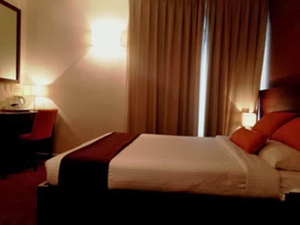 Hotel Treebo Trend Wilson Garden Bangalore Esterno foto