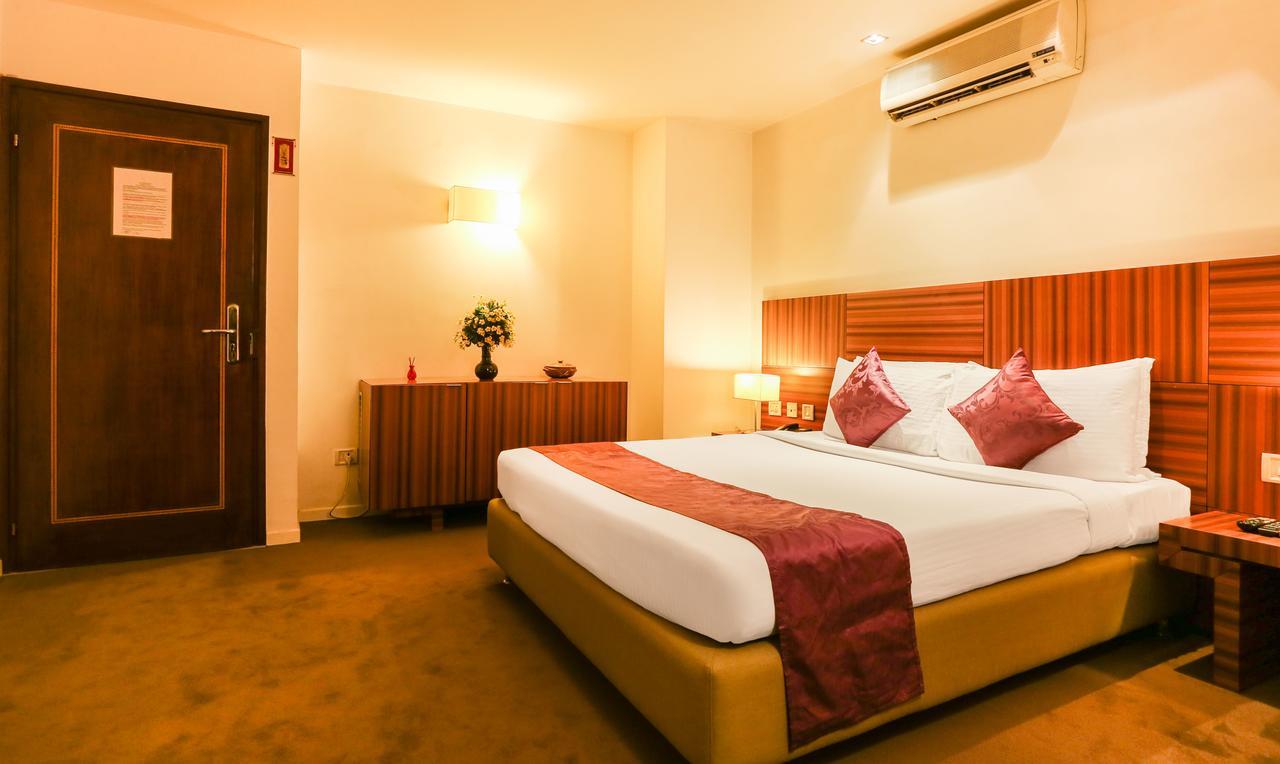 Hotel Treebo Trend Wilson Garden Bangalore Esterno foto