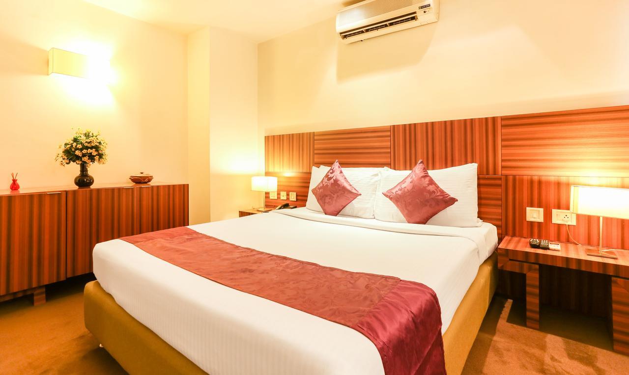 Hotel Treebo Trend Wilson Garden Bangalore Esterno foto
