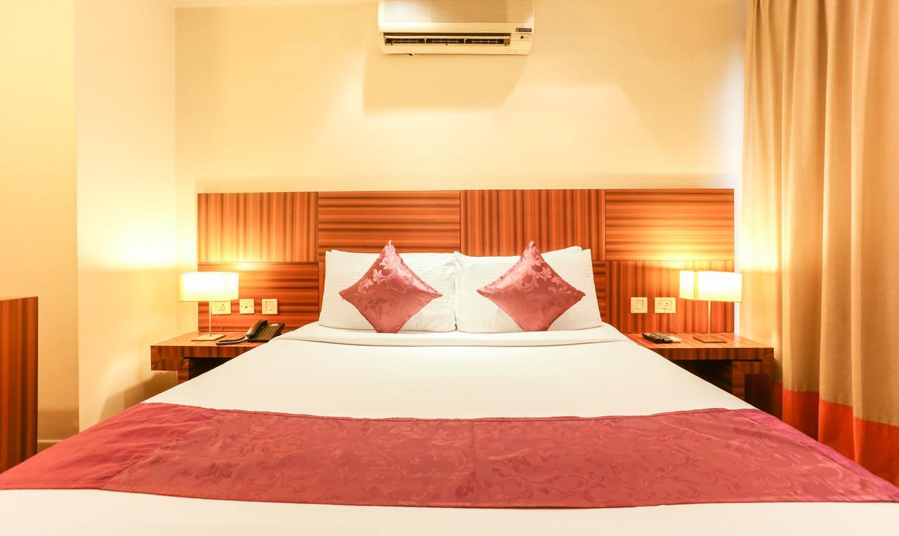 Hotel Treebo Trend Wilson Garden Bangalore Esterno foto