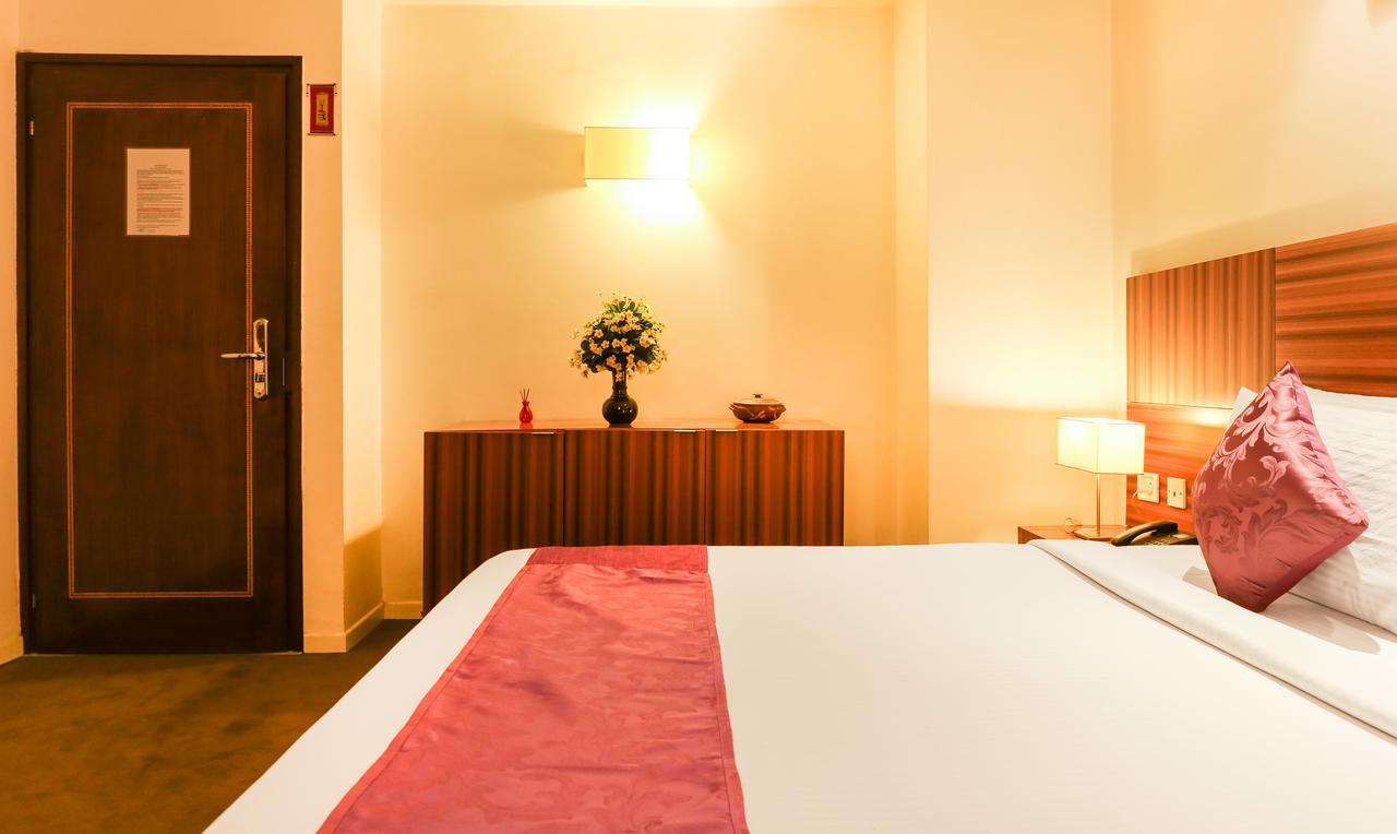 Hotel Treebo Trend Wilson Garden Bangalore Esterno foto
