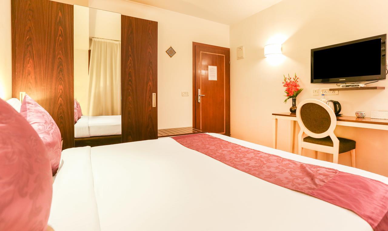 Hotel Treebo Trend Wilson Garden Bangalore Esterno foto